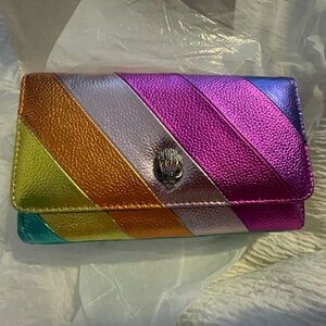 Kurt Geiger NWT mini Kensington leather crossbody clutch. Dust bag and chain.